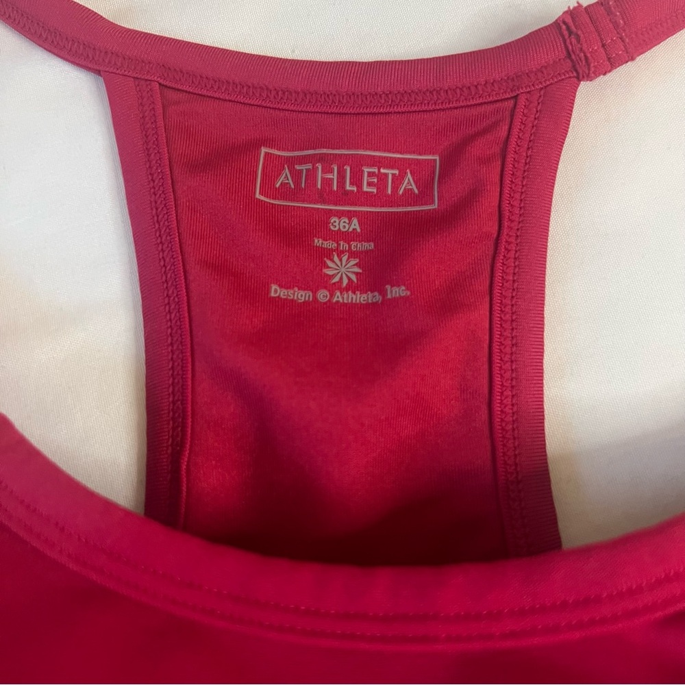 Athleta Pink Racerback Shelf Bra‎ Athletic Workout Gym Tank Top 36A Built In Bra - Picture 3 of 3